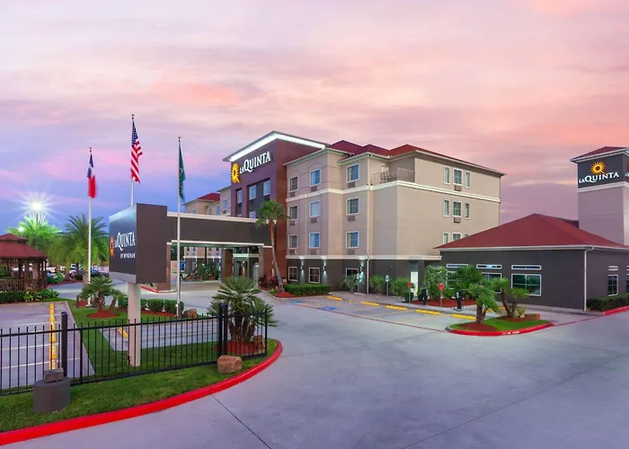 La Quinta By Wyndham Houston Channelview