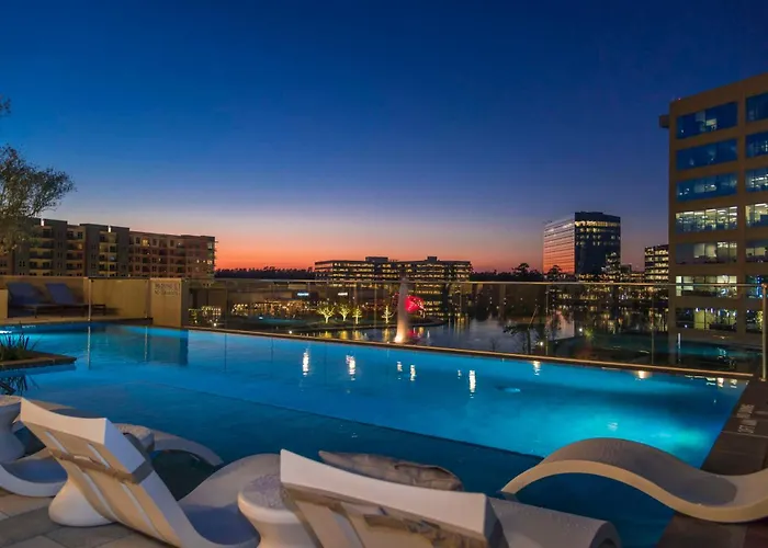 Embassy Suites By Hilton The Woodlands